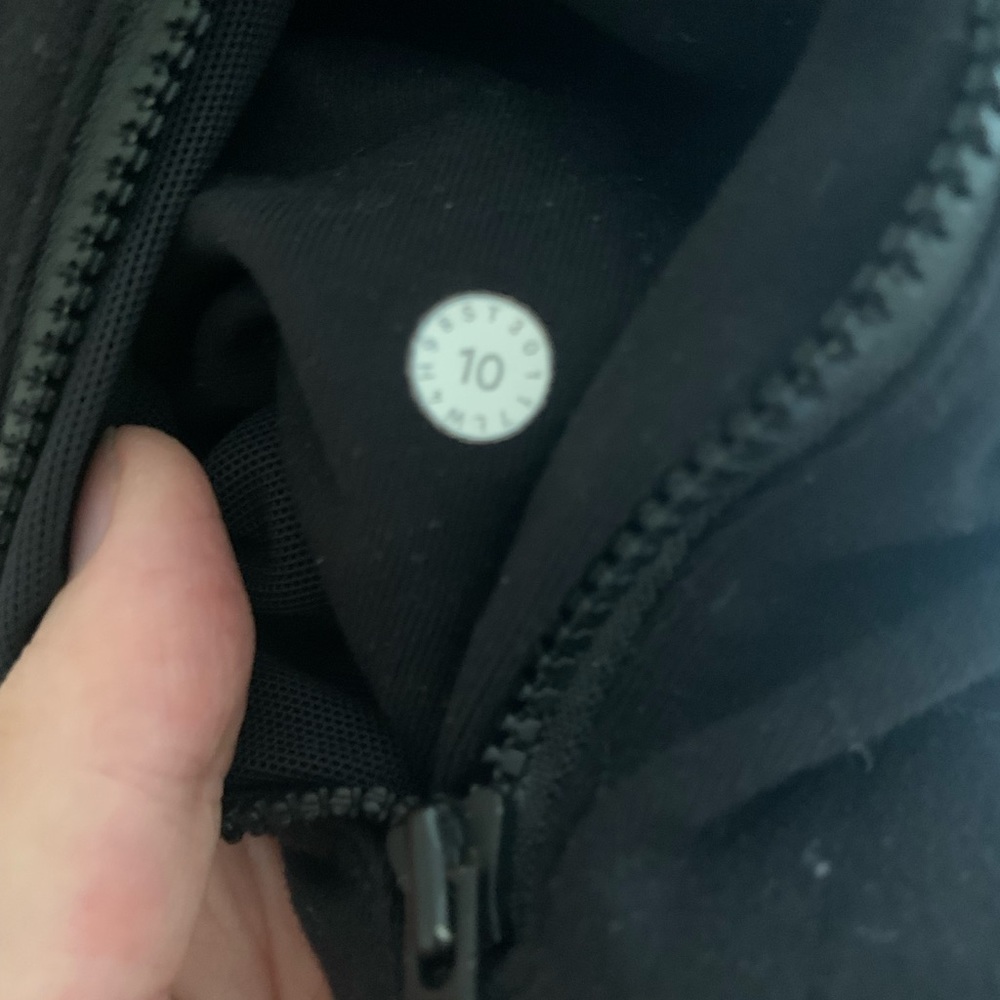 Lululemon Define Jacket - Picture 3 of 4